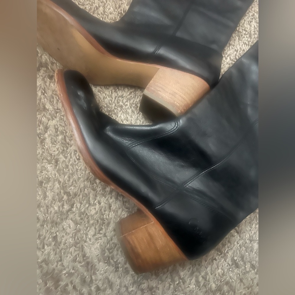 Coach brand knee boots - Size 8B